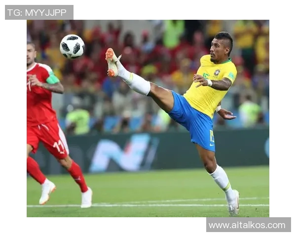 足球明星被热情球迷紧紧抱住的视频瞬间引发网络热议与感动